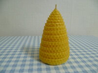 beeswax beehive candle.JPG