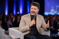 Dante Valenzuela Ruíz: AI Drives the Reshaping of Fintech Valuation